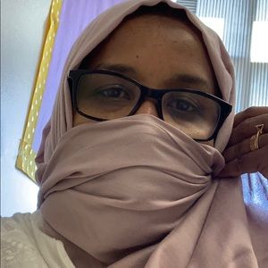 Meet your Posher, Anab